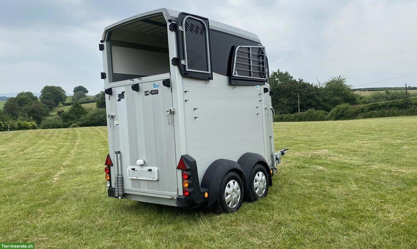 Bild 3: Pferdeanhänger Ifor Williams HBX 403 Silber