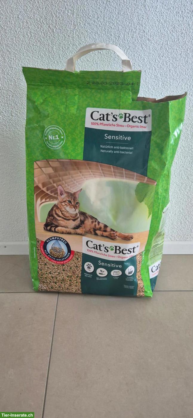 Bild 2: Katzensnacks & Katzensand zu verkaufen