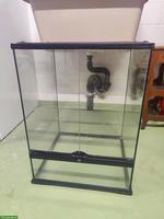 Exo Terra Terrarium 60*45*45cm zu verkaufen