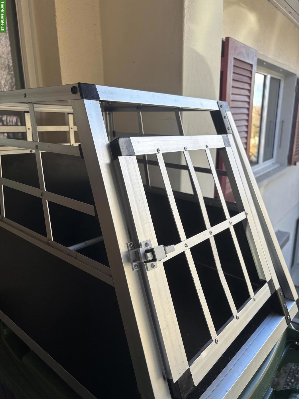 Bild 2: Alu Hundebox zu verkaufen