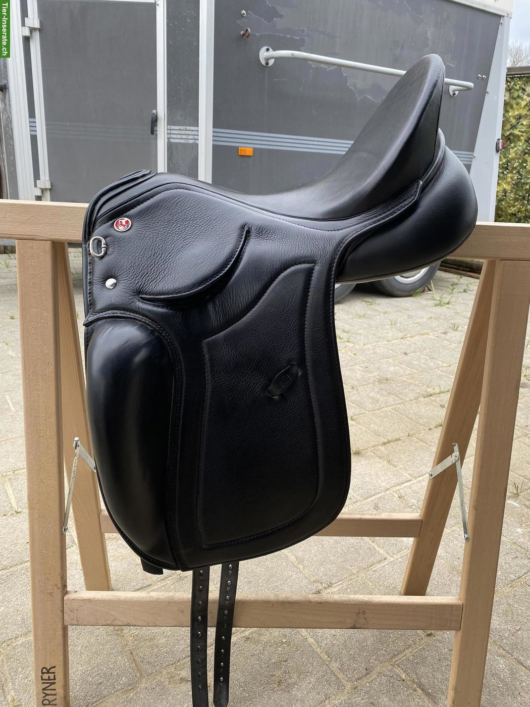 Dressursattel Kieffer Piet 17 Zoll zu verkaufen