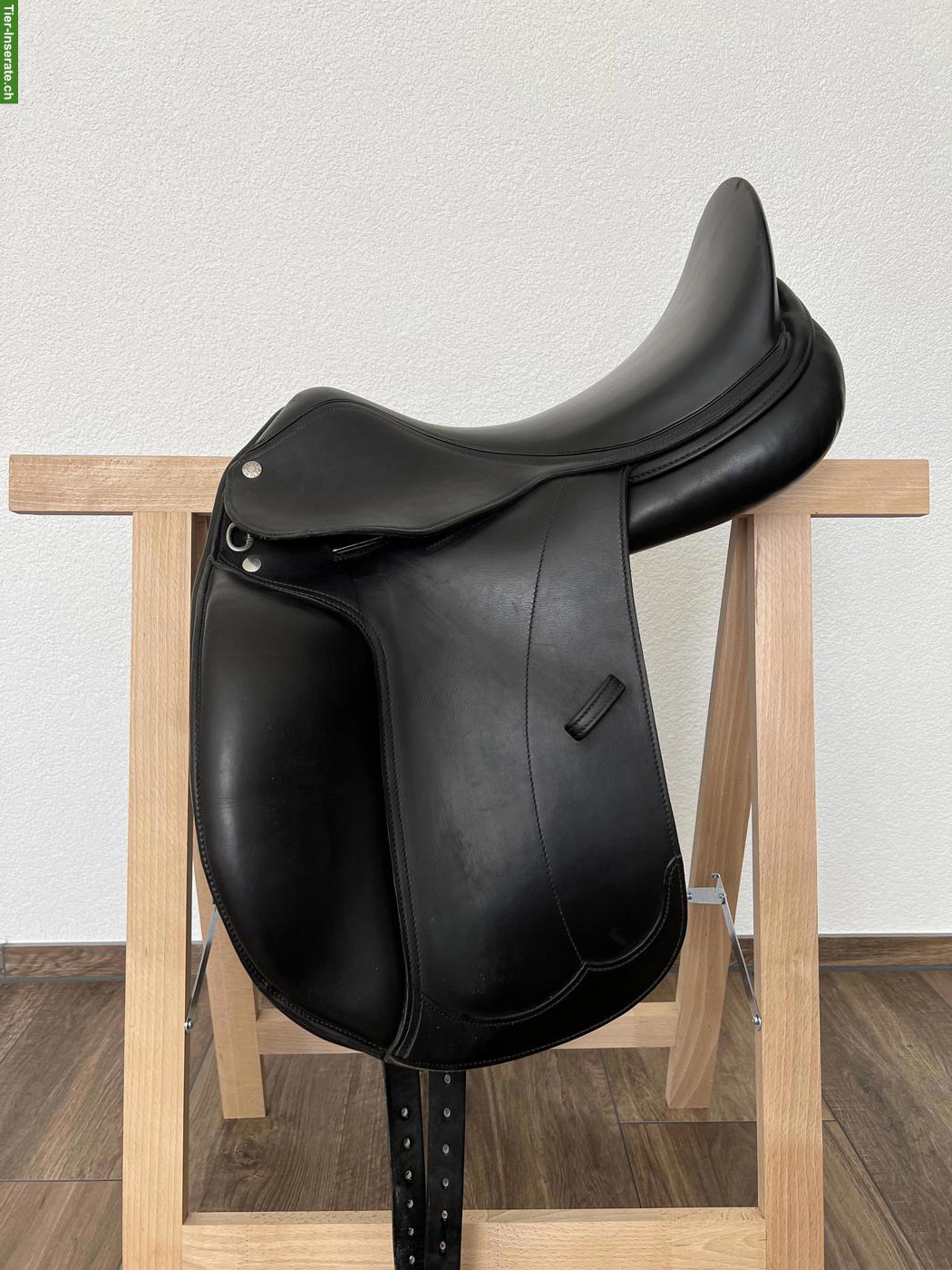 Bild 2: Peter Menet Dressursattel 17.5 Zoll, schwarz