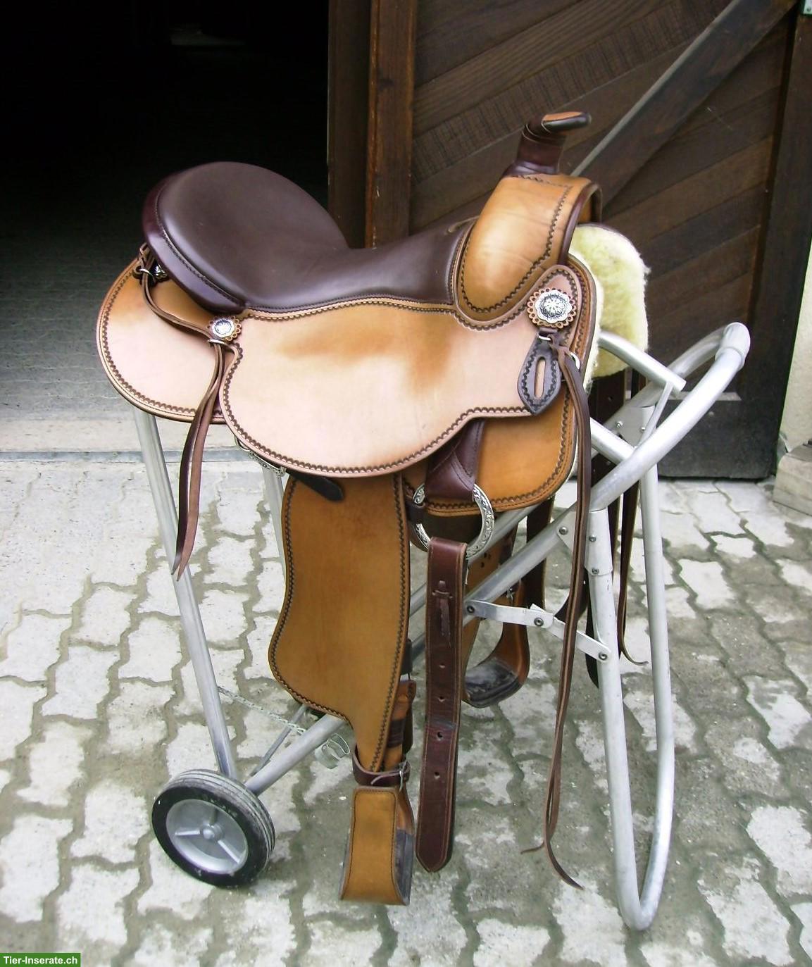 Bild 8: Kurzer Roundskirt-Westernsattel, ideal für Kleinpferd, 15", neuwertig