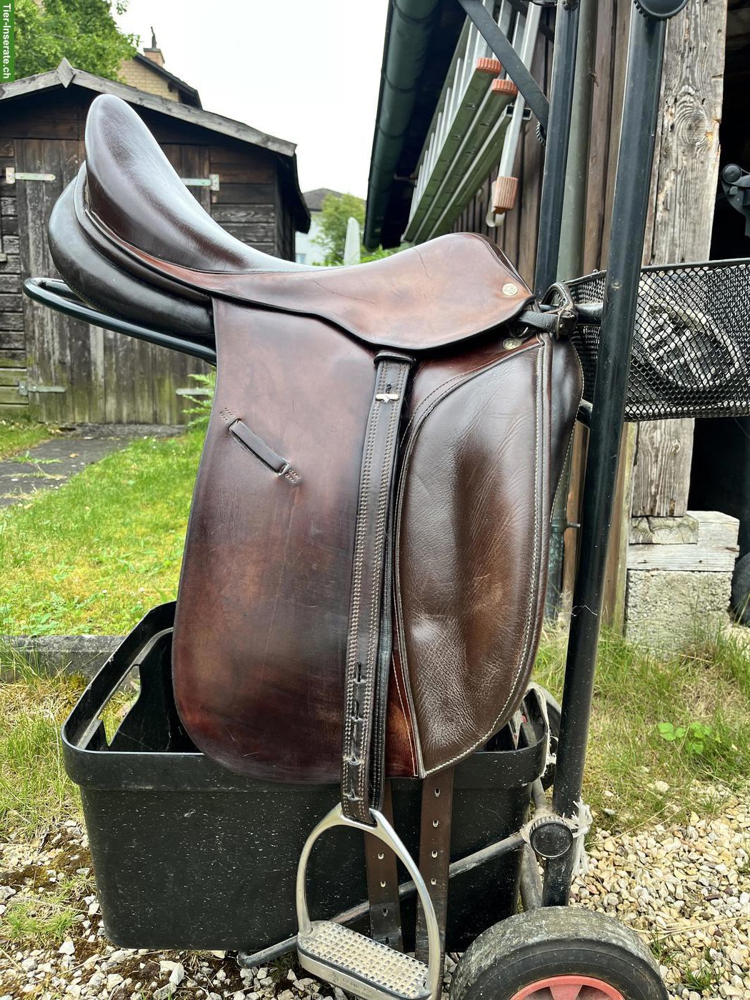 Röösli Dressursattel Classic Luzern, ca. 16.5 Zoll, rotbraun