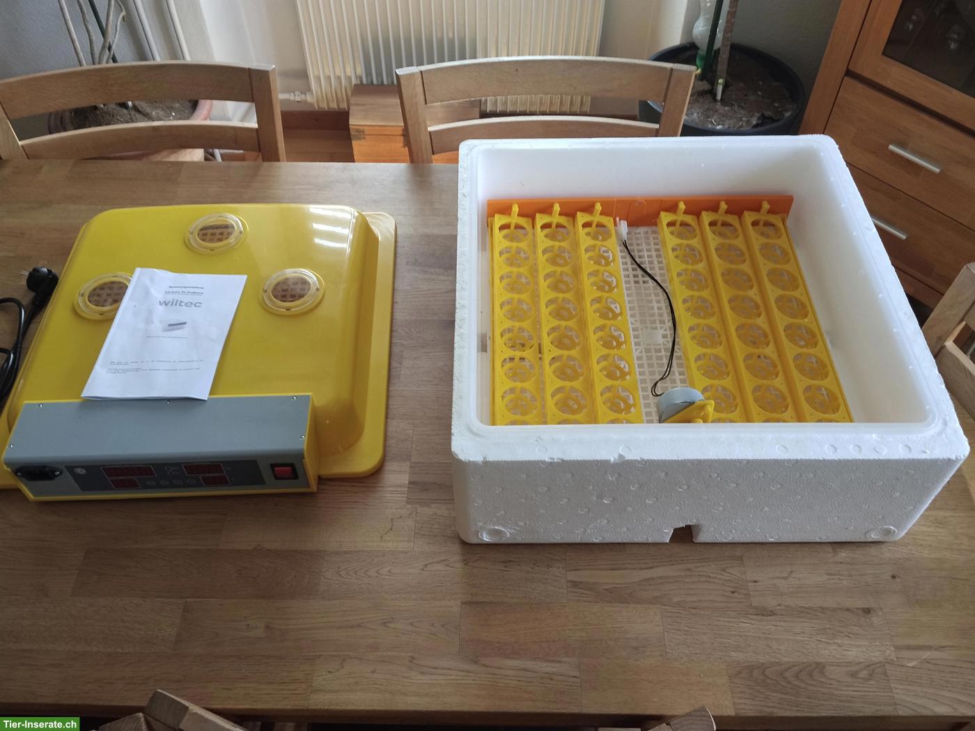 Bild 3: Wiltec Brutmaschine/Inkubator, voll automatisch