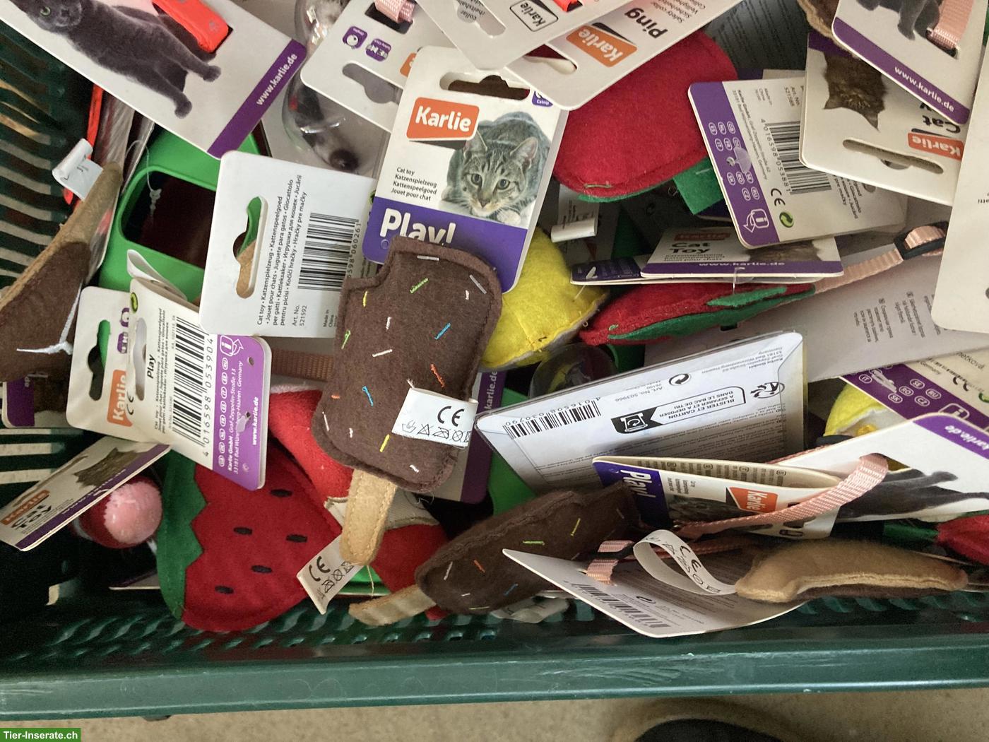 Bild 3: Diverse Katzenartikel zu verkaufen