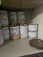 Hundefutter, hochwertiges Nassfutter Dosen + Würste