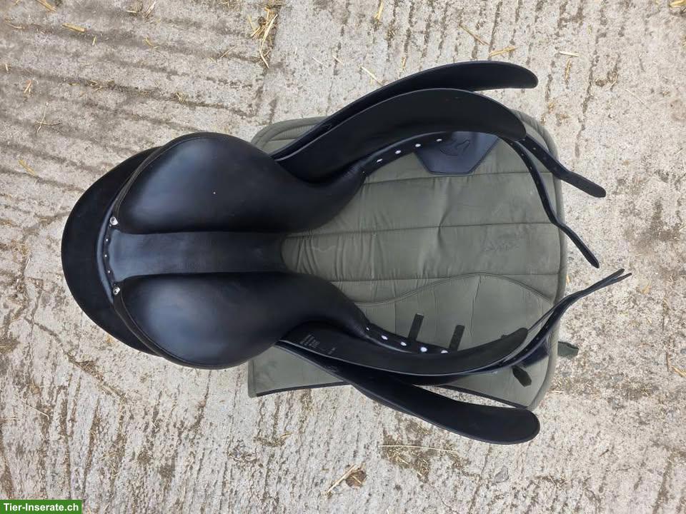 Bild 5: Dressursattel Röösli Classic Pilatus 17.5 Zoll
