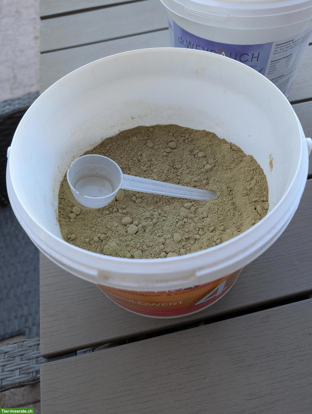 Bild 2: Dr. Weyrauch Mineralfutter zu verkaufen