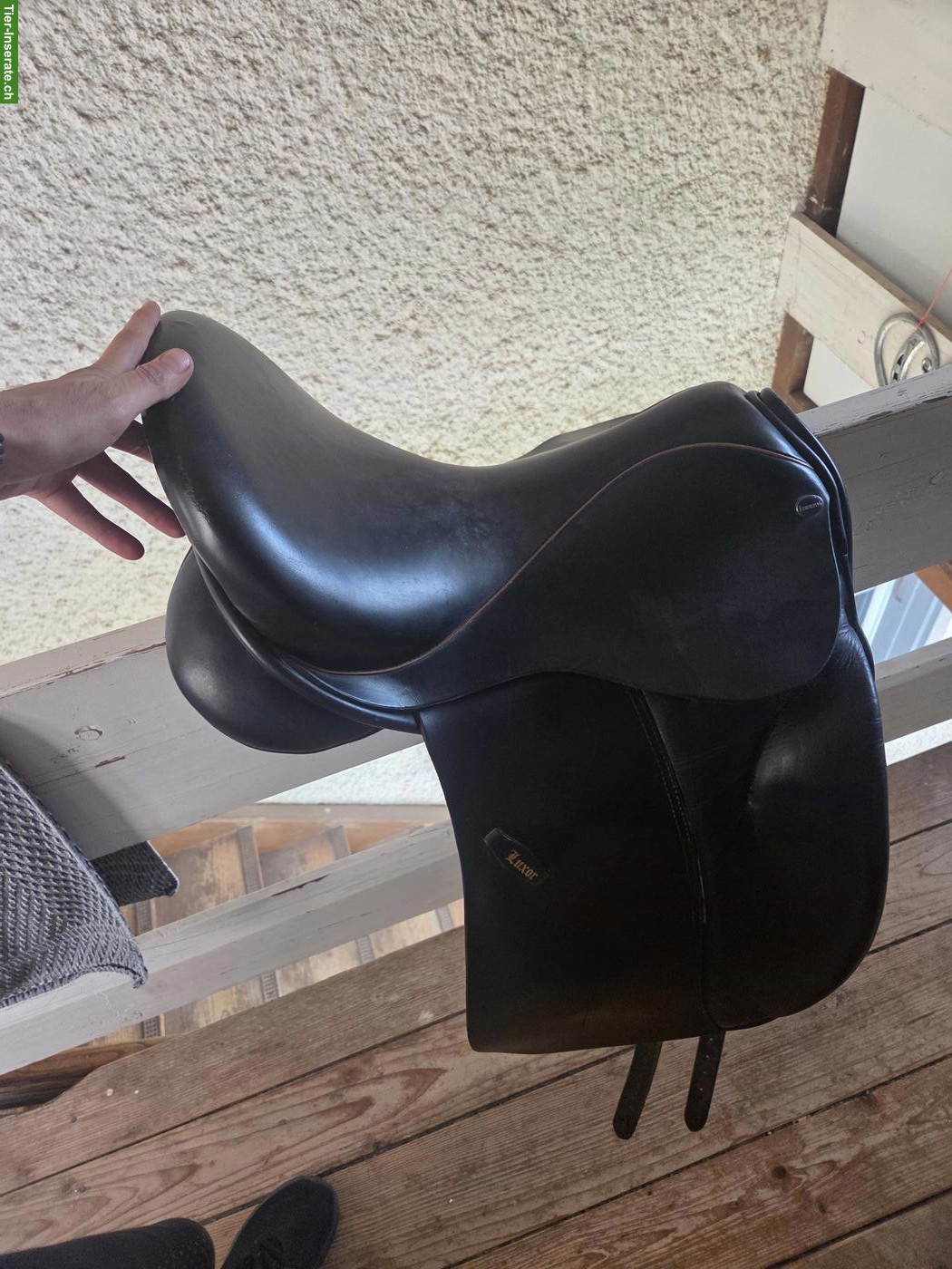 Euroriding Dressursattel 17 Zoll zu verkaufen