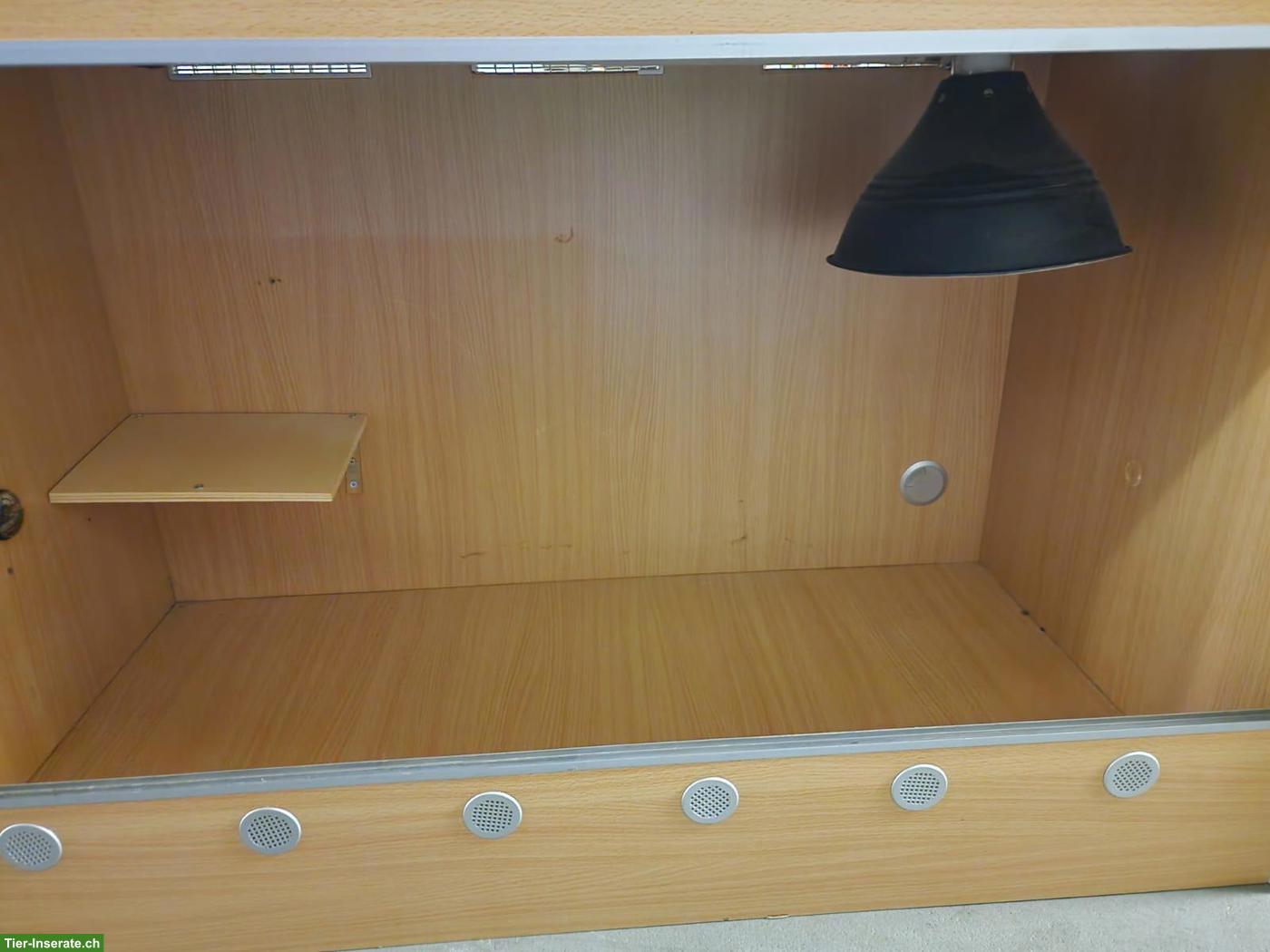 Bild 2: Grosses Holzterrarium zu verkaufen