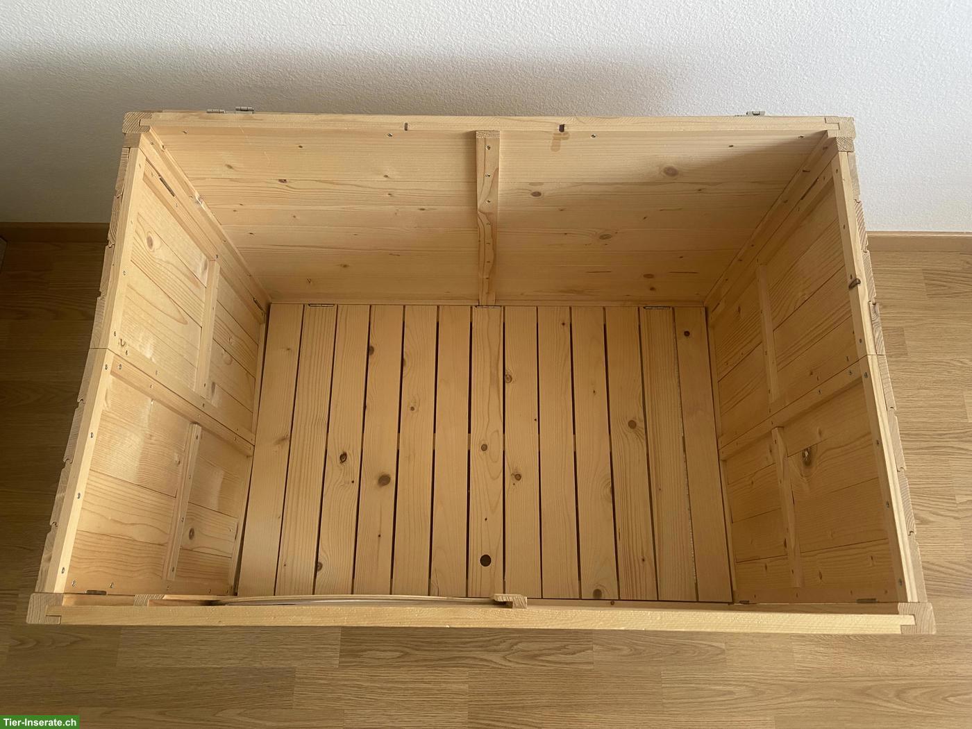 Bild 2: Hundehaus und Welpengehege