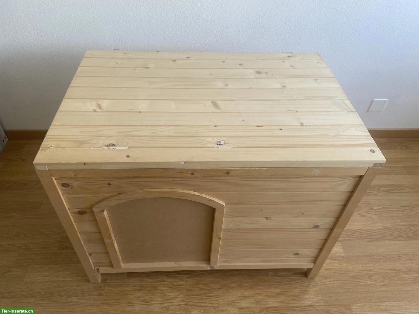 Bild 3: Hundehaus und Welpengehege
