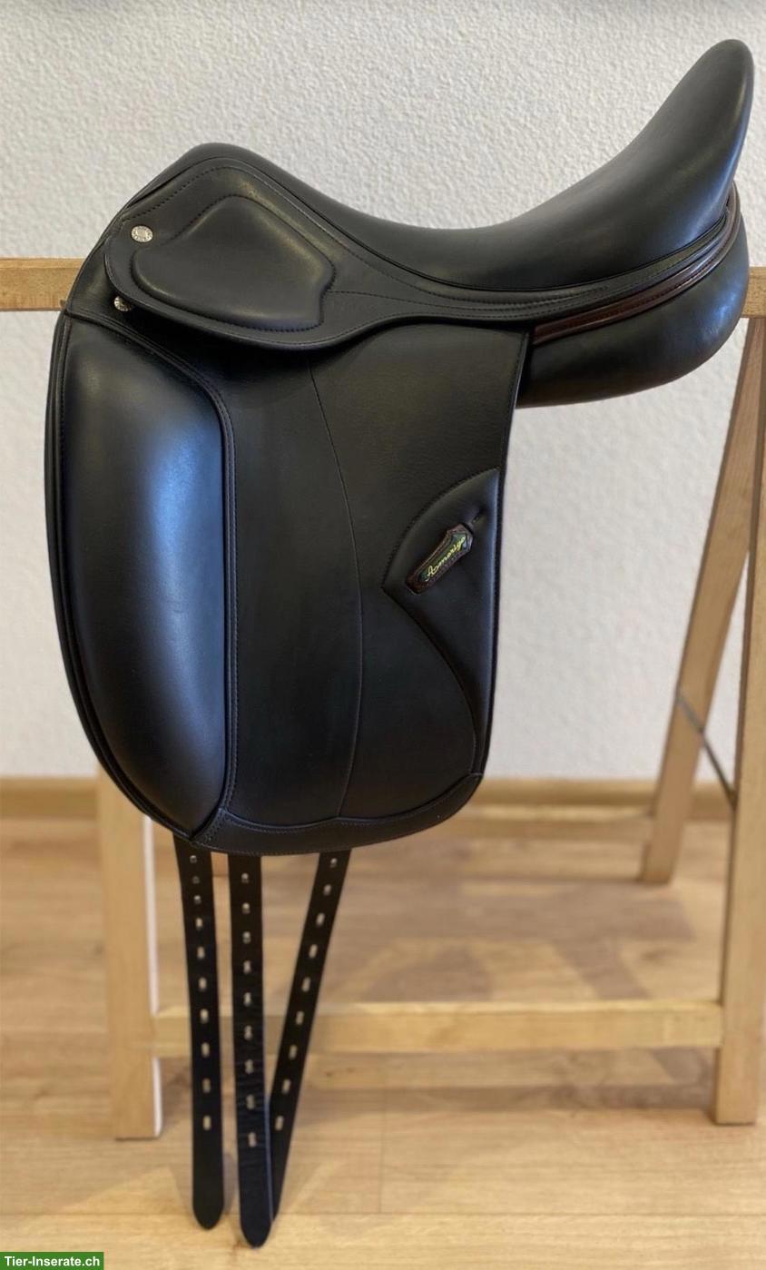 Neuwertiger Amerigo Dressursattel 17.5 Zoll - Tausch möglich