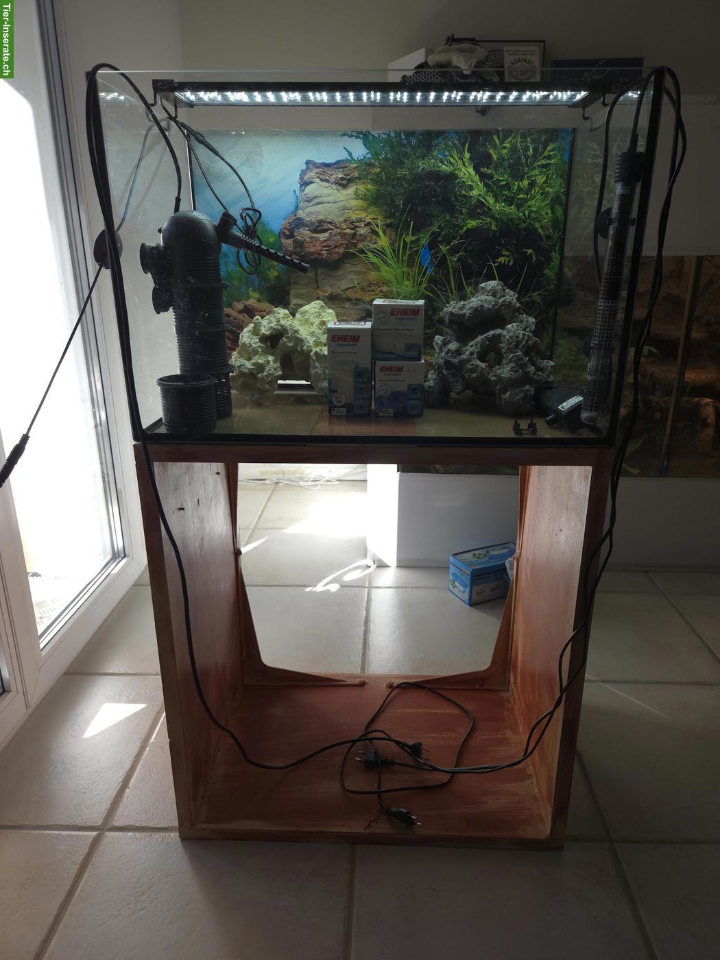Bild 5: 80L Aquarium komplett mit Zubehör und Untergestell