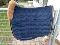 Lammfellschabracke Mattes Eurovit Dressur L