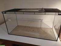 2 Terrarien und Nagerkäfig zu verkaufen