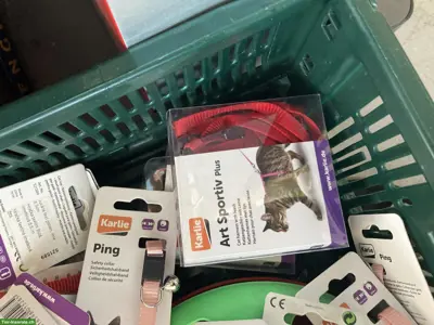 Diverse Katzenartikel zu verkaufen