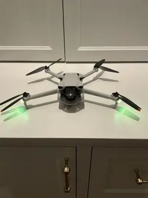 DJI Mini 3 Pro Kameradrohne (mit RC-N1 Fernsteueru