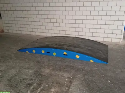 Neues Pferdebrüggli nach Wunschfarbe gestrichen