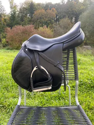 Peter Menet Springsattel 17,5 Zoll