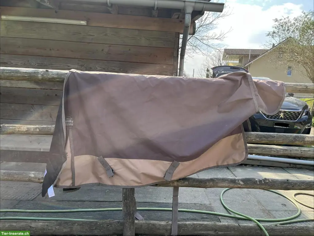 Pferdedecken Grösse 145cm & 115cm zu verkaufen
