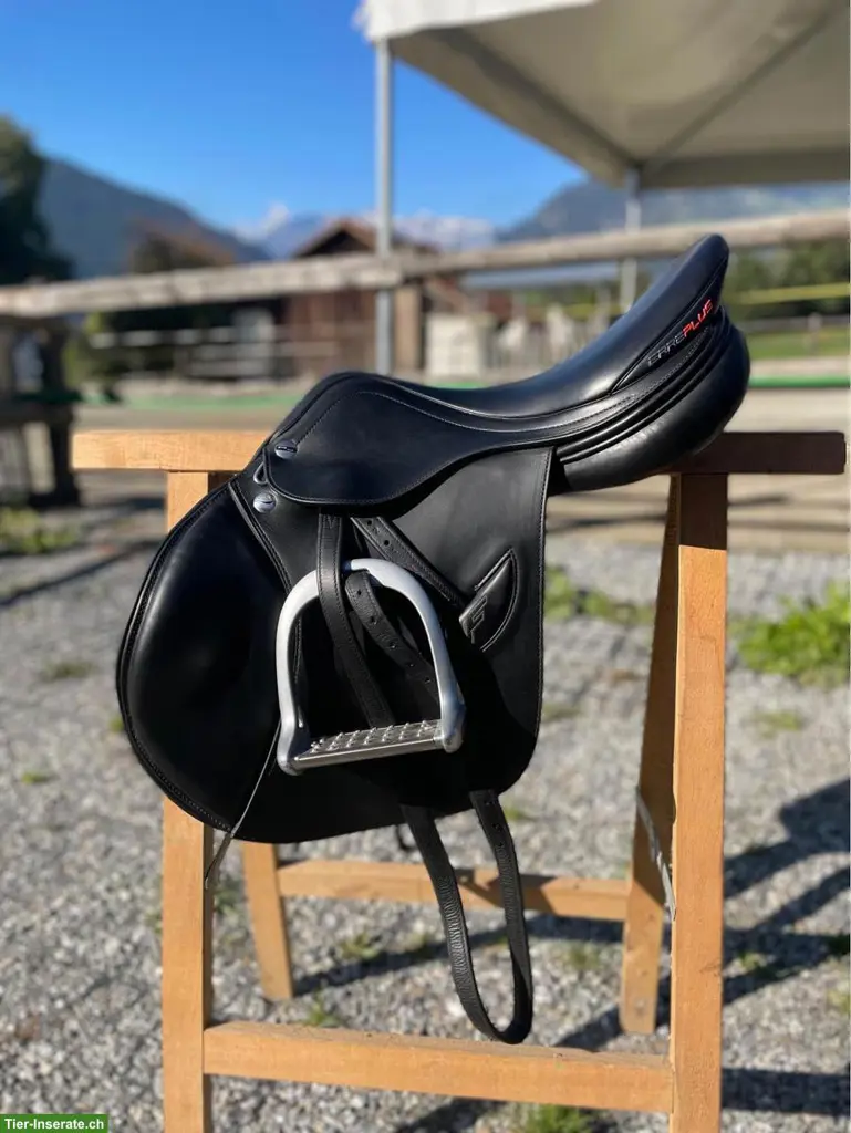Springsattel Erreplus JF 18 Zoll