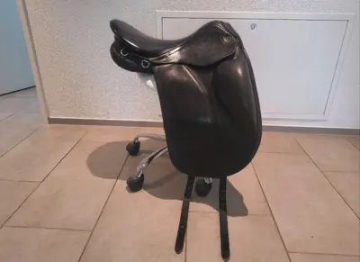 Stübben Harmony KW 32 17 Zoll Islandsattel Dressur