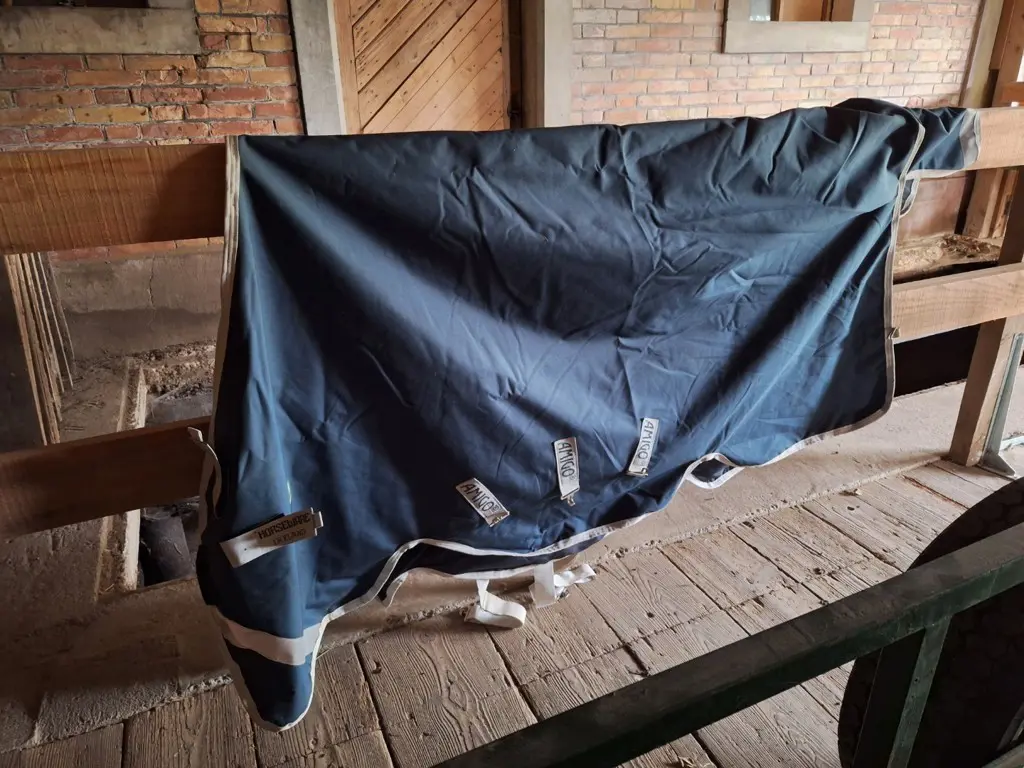 HORSEWARE AMIGO AmECO 12 Plus Turnout Lite inkl. Halsteil, 0 g