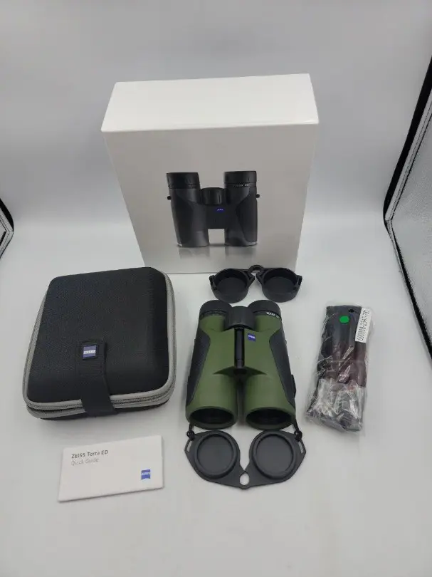 ZEISS Terra ED 10x 42 mm – Outdoor-Fernglas, grün