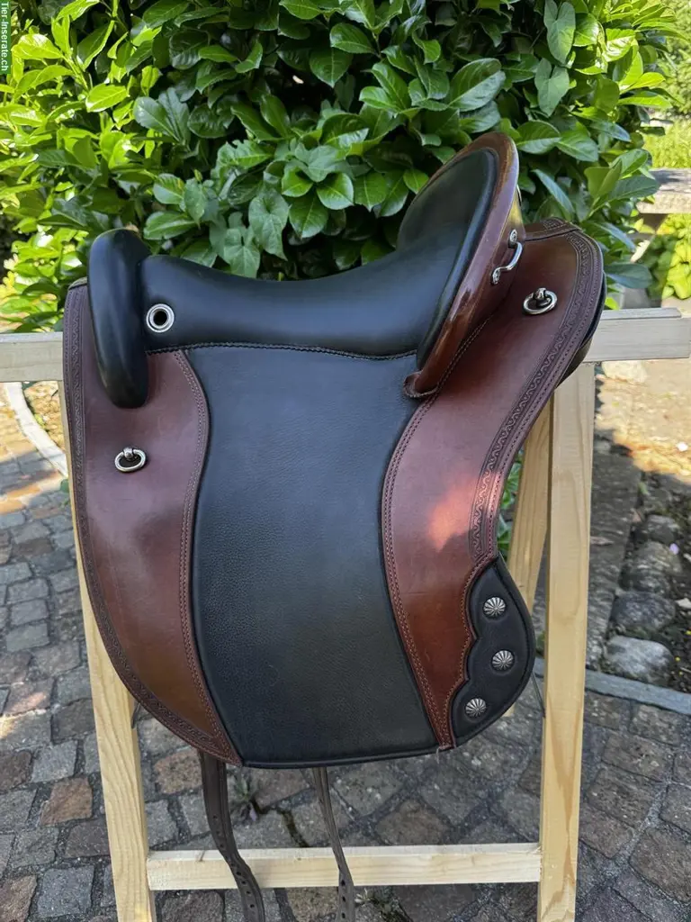 Barocksattel Ronda Deluxe 17.5 Zoll, Deuber & Partner