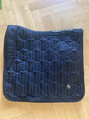 Dressurschabracke von Back on Track, Gr. Full