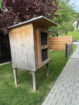 Kaninchenstall, doppelstöckig, zu verkaufen