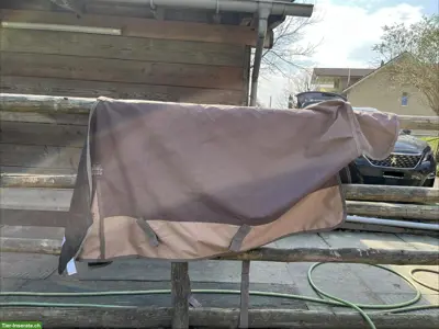 Pferdedecken Grösse 145cm & 115cm zu verkaufen